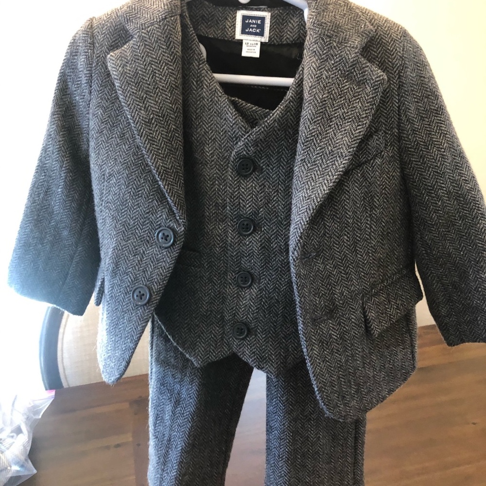 Janie and Jack Boys 3-Piece Suit Size 12-18 Months